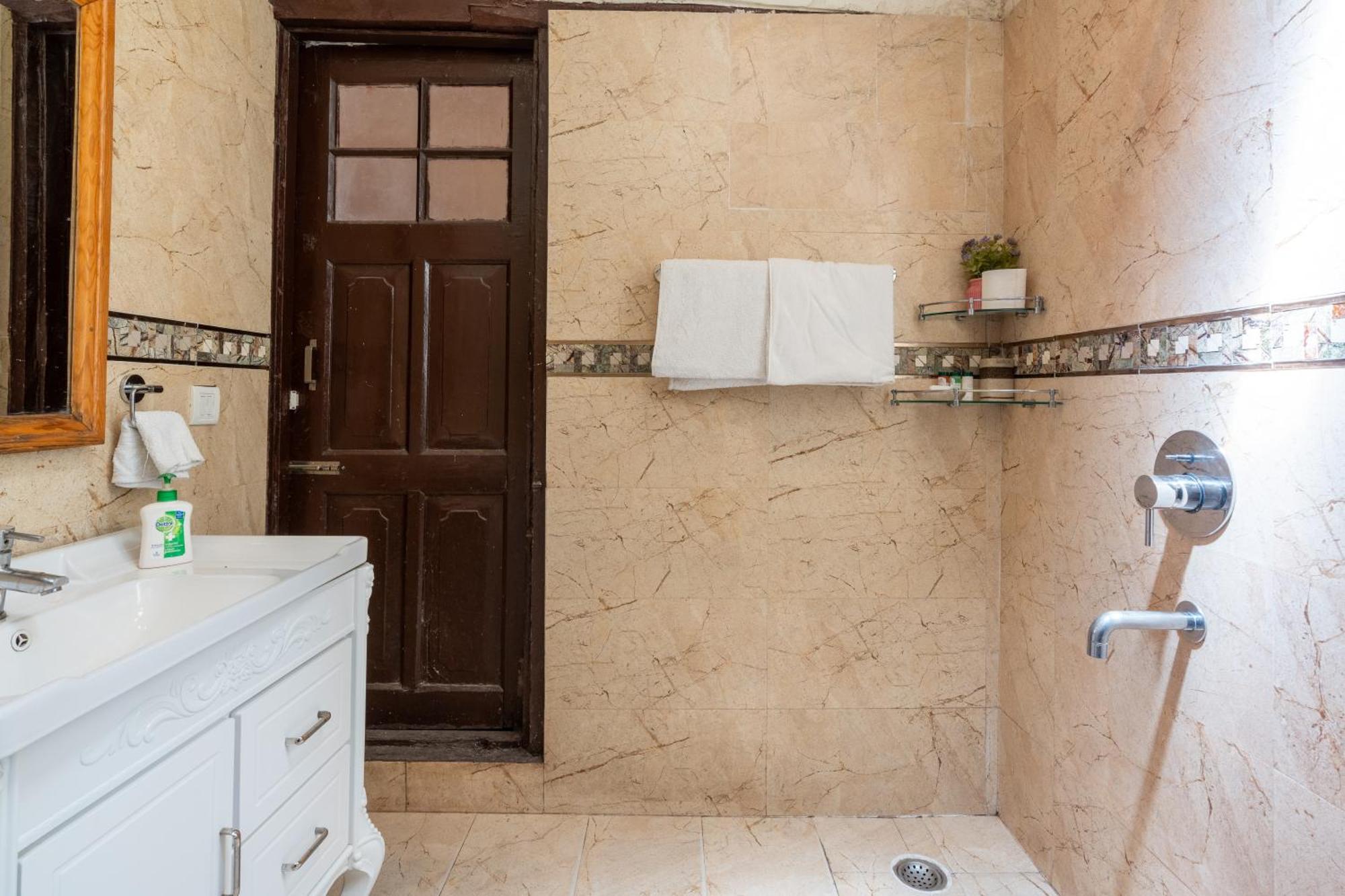 Saffronstays Kashi Villa Касаули Екстериор снимка